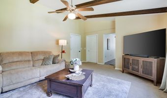 299 Scenic Dr, Blakeslee, PA 18610