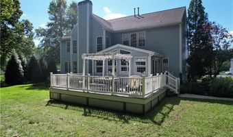 322 Sleepy Hollow Farm Rd, Warwick, RI 02886