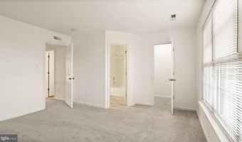 21753 LADYSLIPPER Sq, Ashburn, VA 20147