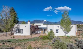 206 Hondo Seco Rd, Arroyo Seco, NM 87514