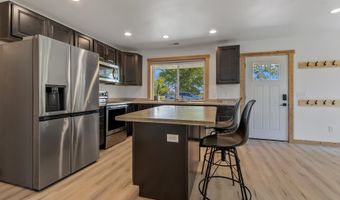 2810 S 392nd Ave, Aberdeen, SD 57401