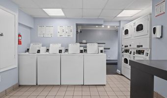906 S WASHINGTON St 311, Alexandria, VA 22314