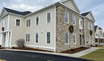 73 W Main St 2, Clinton, CT 06413