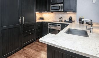130 Daybreak Rdg Hs716, Avon, CO 81620