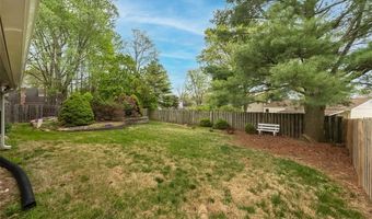 716 Reinke Rd, Ballwin, MO 63021