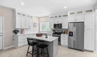 1505 Chestnut Grv, Appomattox, VA 24522