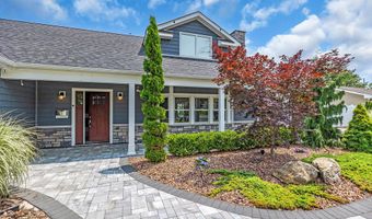 590 Lloyd Rd, Aberdeen, NJ 07747