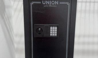 150 CHESTNUT Dr, Alabaster, AL 35007