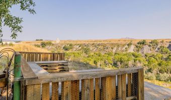 89 W Rocky Rd, Cody, WY 82414