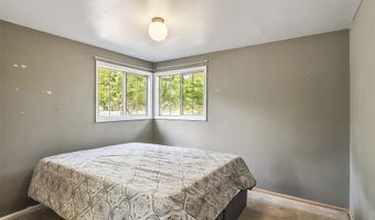 1115 NE Burnside Ave, Bend, OR 97701