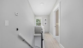 110 Spofford Ave, Warwick, RI 02888