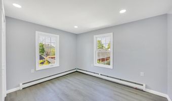 19 William St, Amityville, NY 11701