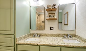405 N Wickham St, Alvord, TX 76225