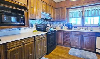 110 Morgan St, Athens, WV 24712