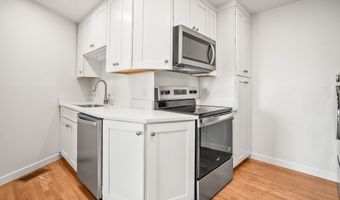 1203 Laudonniere St, Beaufort, SC 29902
