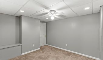 1770 Spring View Terrace Ct, Ballwin, MO 63021