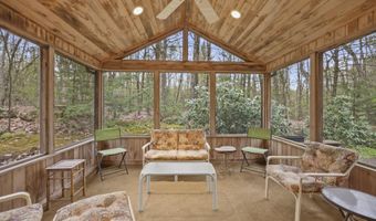 422 Bonny Rigg Hill Rd, Becket, MA 01223
