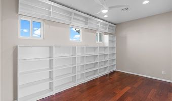 10513 Rusty Railroad Ave, Las Vegas, NV 89135