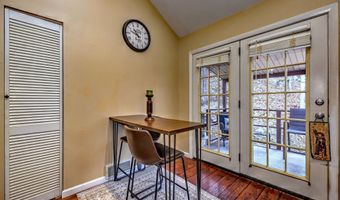 41 Chatham Ln, Bristol, CT 06010