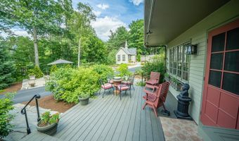 48 Old Searsport Ave, Belfast, ME 04915