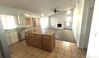 2563 N TAMARISK St, Chandler, AZ 85224