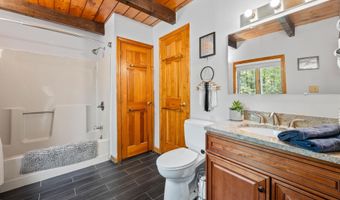 275 Glen Ledge Rd, Bartlett, NH 03838