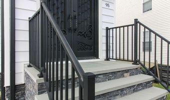 95 Kennedy Ave, Aberdeen, NJ 07721