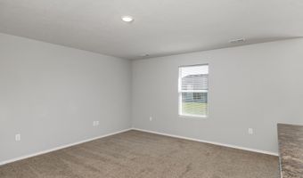 120 Pin Oak Dr, Aurora, MO 65605