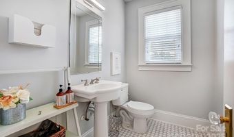 5101 Monroe Rd, Charlotte, NC 28205