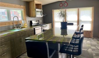 1376 Fairview Ave, Atwater, OH 44201