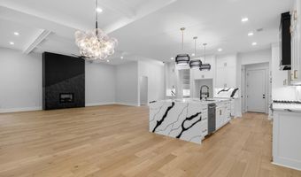 1054 Sungate Dr, Alexander, AR 72002