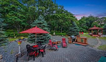 66 Harper Ct, Albrightsville, PA 18210