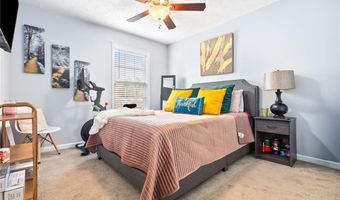 2428 E UNIVERSITY Dr, Auburn, AL 36830