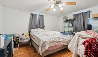 8008 NW 27 St, Bethany, OK 73008