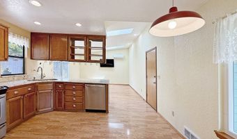 550 VELOPA Ct, Brookings, OR 97415