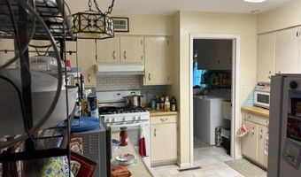315 S Park Dr, Ada, OH 45810