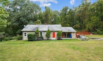 135 Lippitt Ave, Cranston, RI 02921