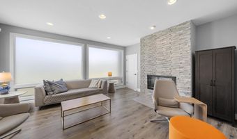 5636 Meadow Ln, Ann Arbor, MI 48105