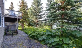 16268 Noble Point Dr, Anchorage, AK 99516