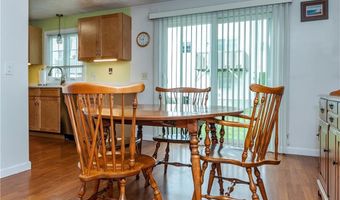 100 Scenery Ln, Johnston, RI 02919