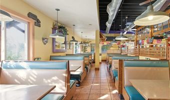 651 W Main Rd, Middletown, RI 02842