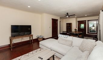 605 Cottage St, Adel, IA 50003