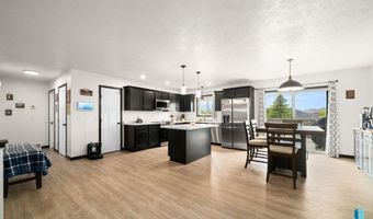 2026 ACE Ave, Brookings, SD 57006