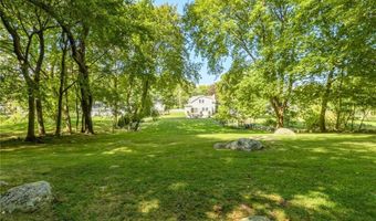 76 W Allenton Rd, North Kingstown, RI 02852