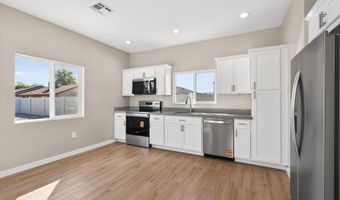 739 S CENTRAL Ave #2, Avondale, AZ 85323