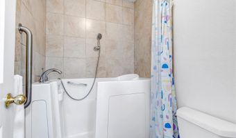 6250 Everett Ct E, Arvada, CO 80004