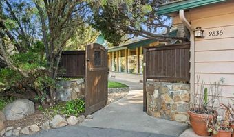 9835 Edgelake Dr, La Mesa, CA 91941