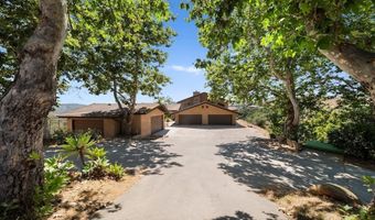 879 Stewart Canyon Rd, Fallbrook, CA 92028