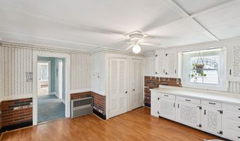 49 Sewall St, Augusta, ME 04330