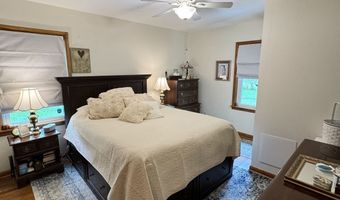 19 Pomeroy Rd, Athens, OH 45701
